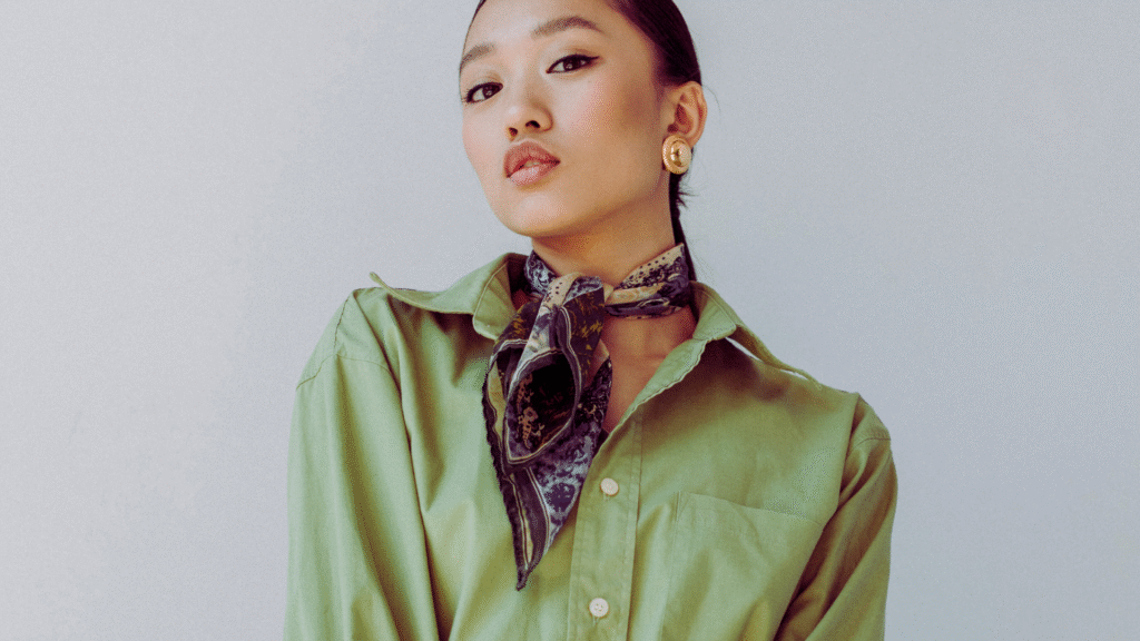 The Return of Vintage Fashion: Rediscovering Timeless Styles in Modern Wardrobes